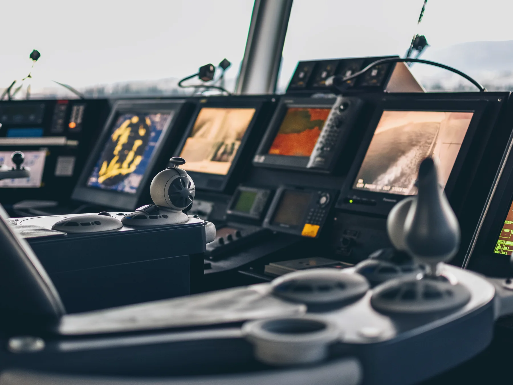 Modern vessel bridge controls and navigation displays